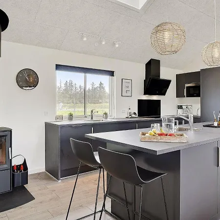 20 Person In Nørre Nebel