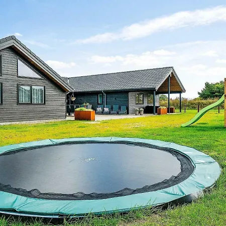 20 Person In Tatil Evi Nørre Nebel