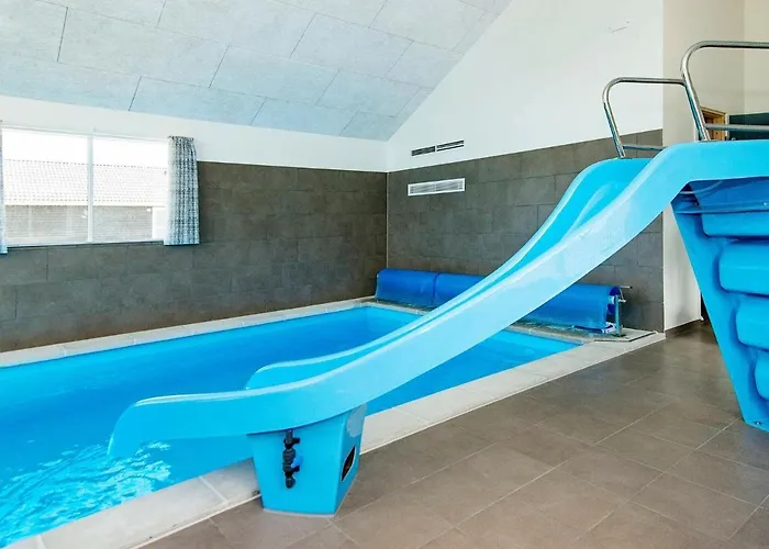 20 Person In Nørre Nebel