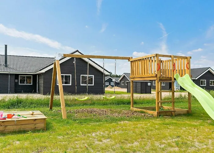 20 Person In Nørre Nebel